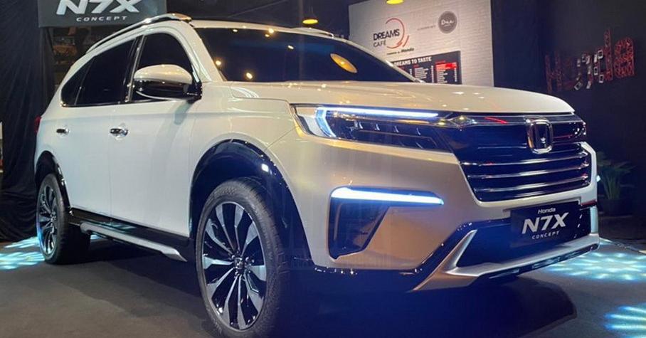 Honda показала новый бюджетный семиместный кроссовер — Motor