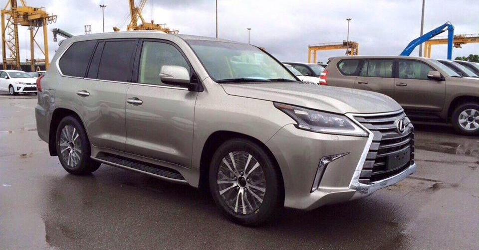 Lexus lx 560